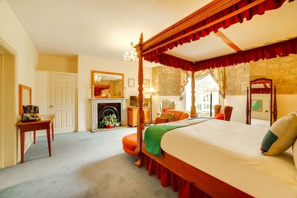 OYO Bailbrook Lodge Bath
