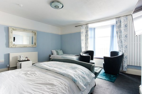 OYO Hotel Mj Kingsway