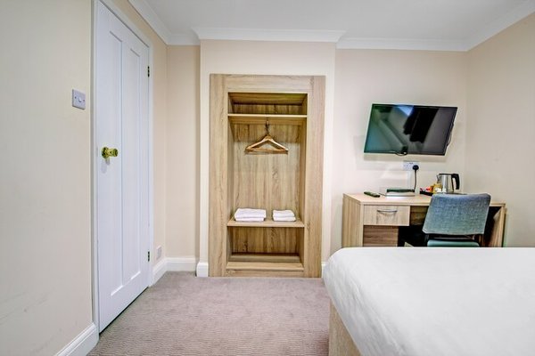 OYO London 24 Sussex