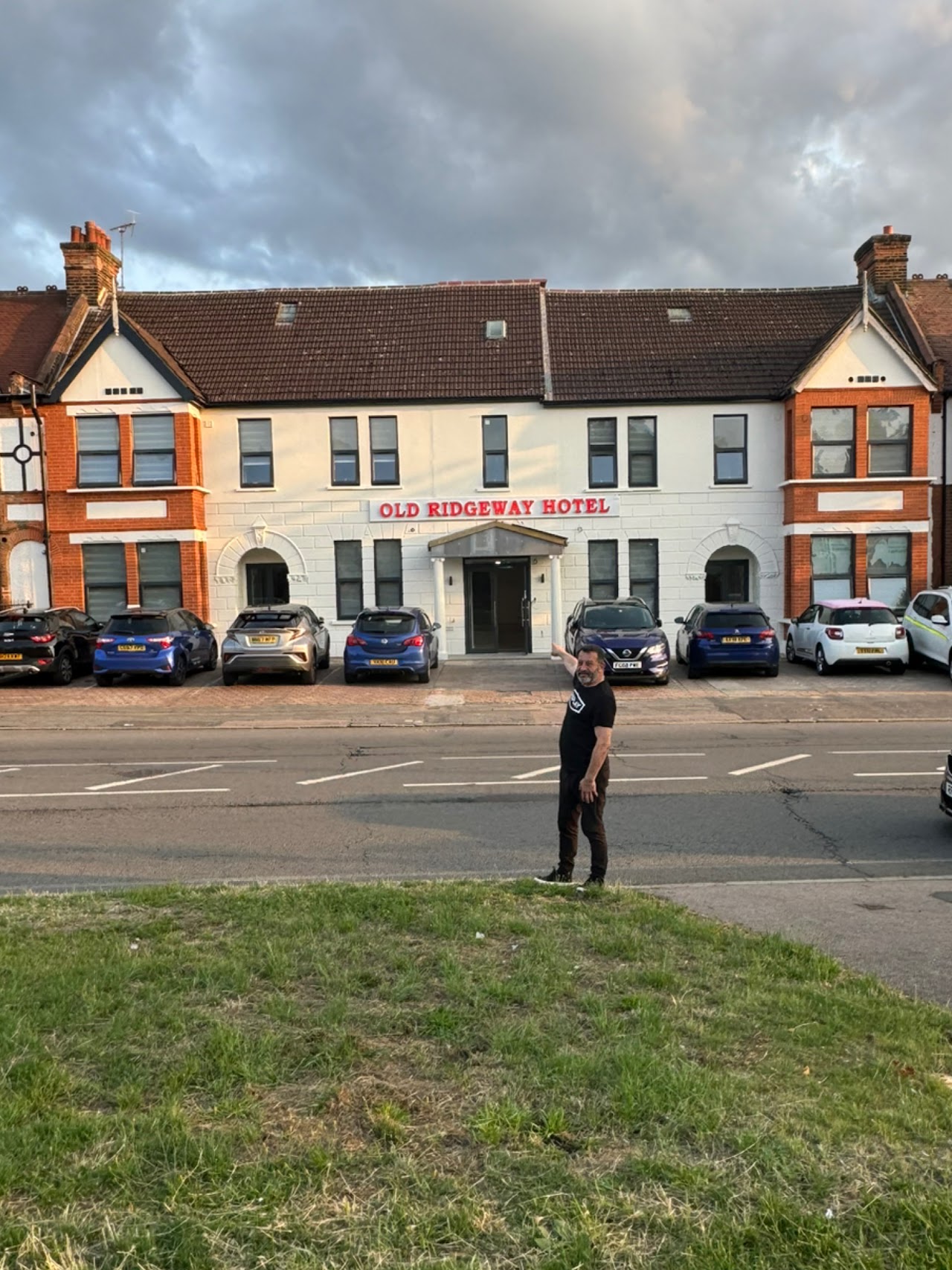 OYO Ridgeway Hotel