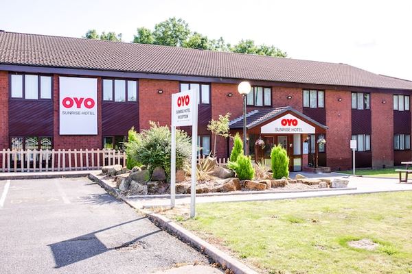 OYO Sunrise Hotel