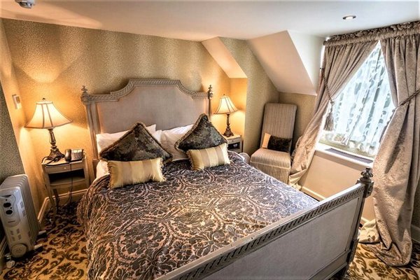 OYO The Townhouse