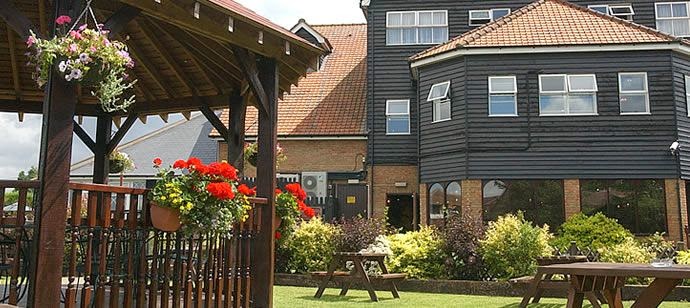 Oyster Fleet Hotel
