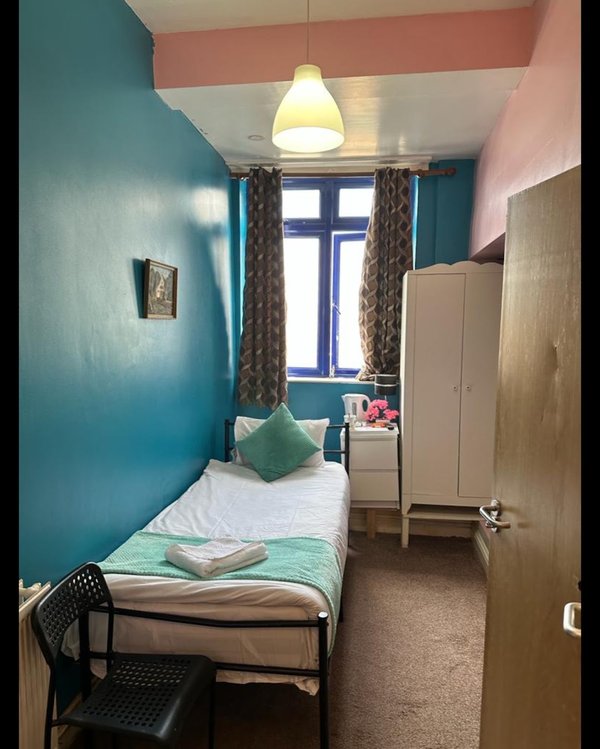 Pacific Inn London Heathrow