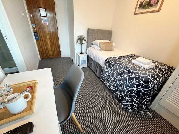 Paddocks Hotel