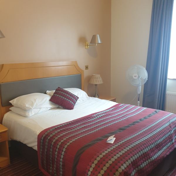 Parkside International Hotel