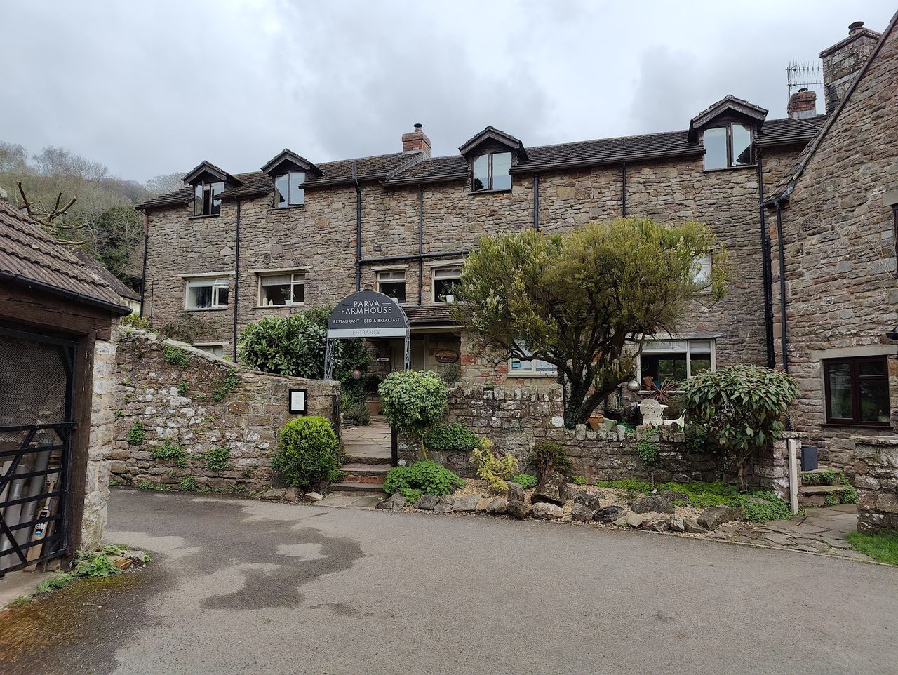 Parva Farmhouse
