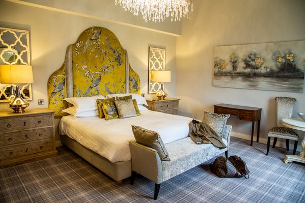 Peak Edge Hotel at the Red Lion