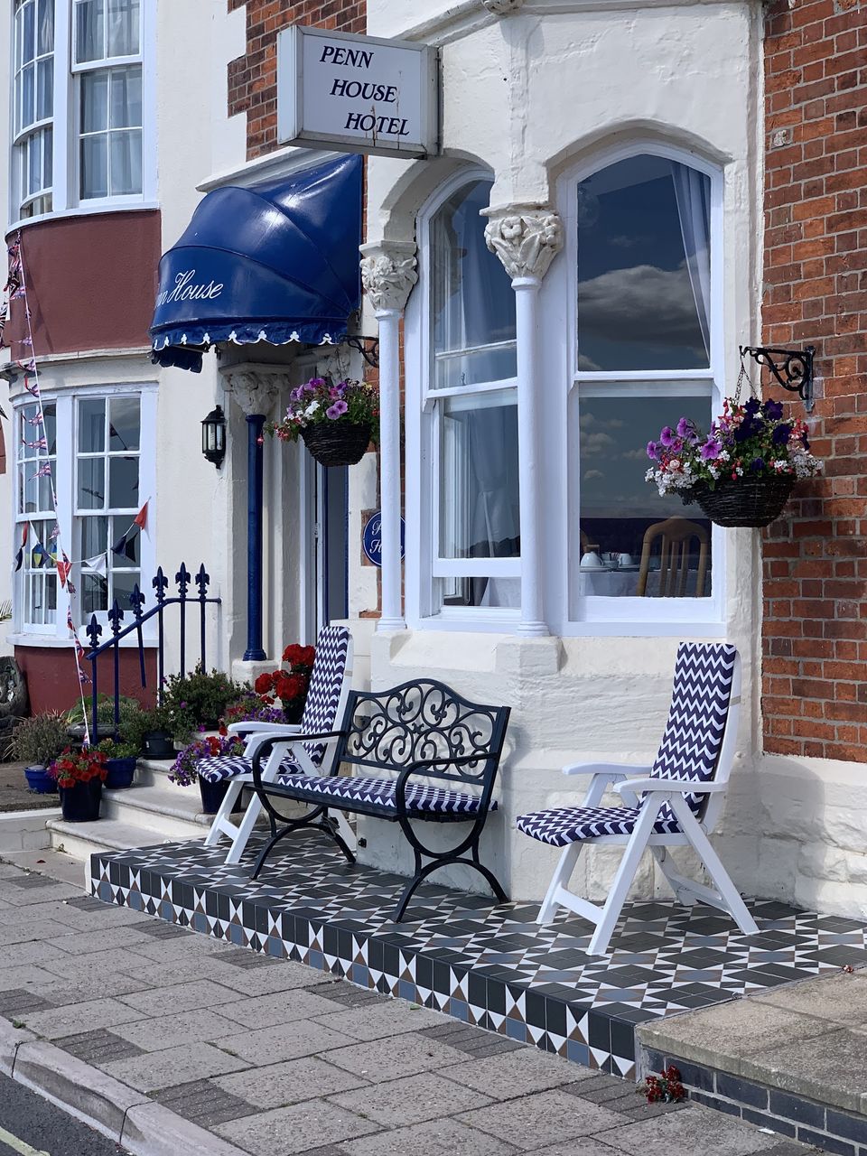 Penn House Hotel