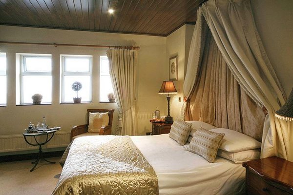Pennine Manor Hotel