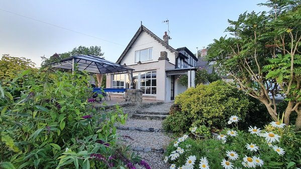 Pentre Cerrig Country House