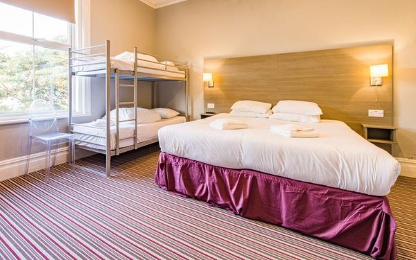 Piccadilly Hotel