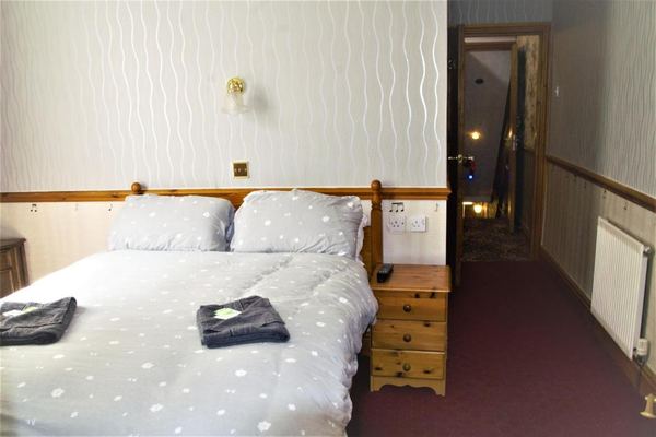 Pine Lodge Hotel