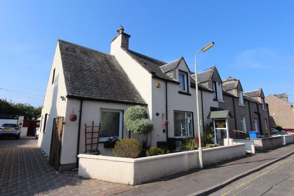 Pitfaranne Guest House