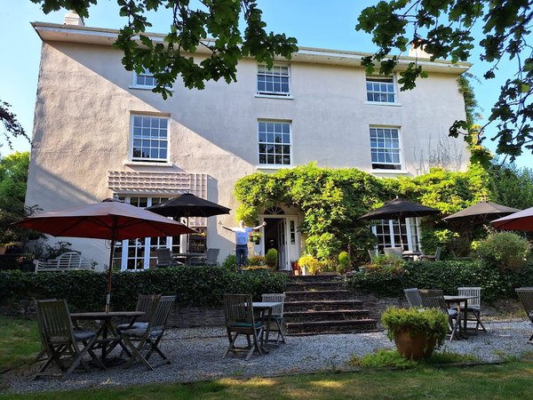 Plantation House Hotel