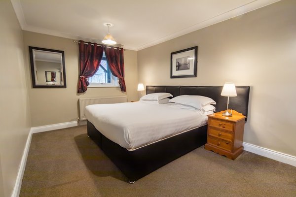 Plawsworth Aparthotel