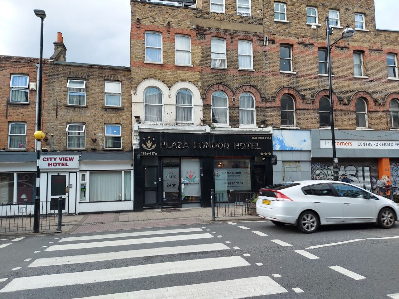 Plaza London Hotel