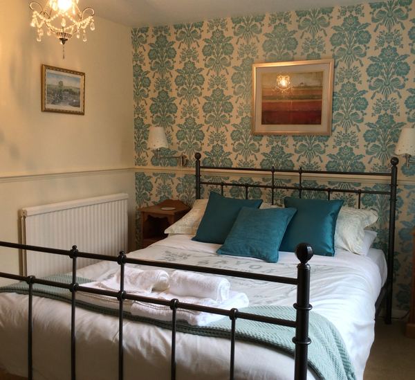 Plumpton Court