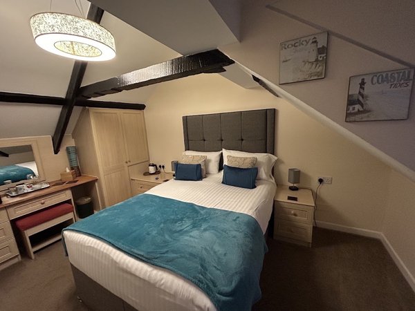 Potters Mooring Hotel