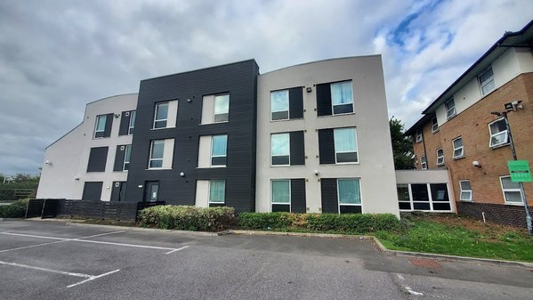 Premier Inn Ashford Central