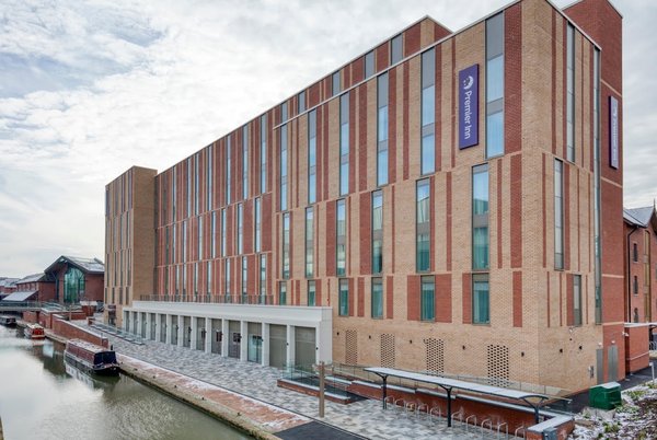 Premier Inn Banbury Town Centre Castle Quay