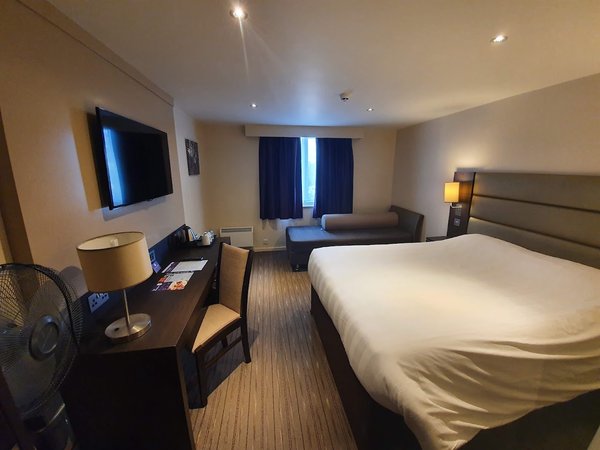 Premier Inn Basildon Festival Park