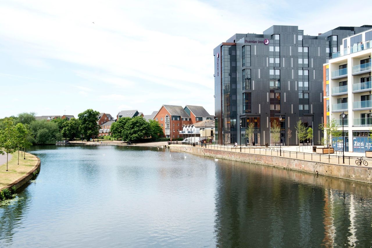 Premier Inn Bedford Town Centre Riverside