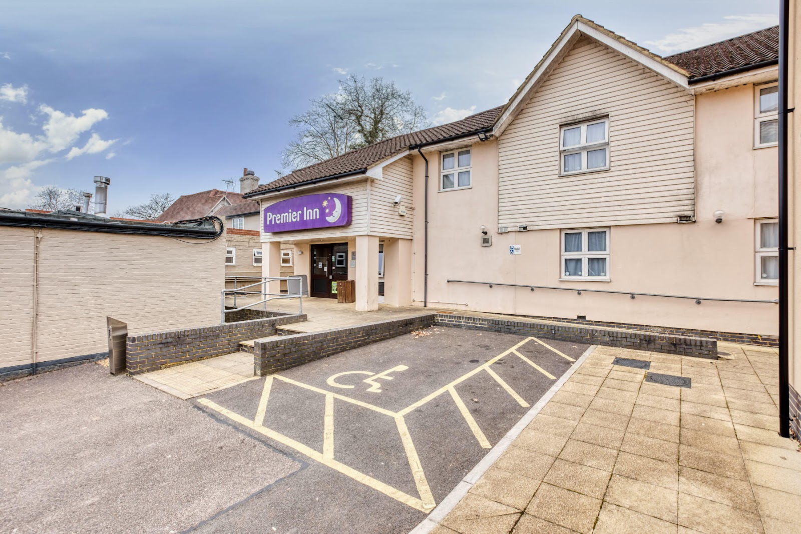 Premier Inn Bracknell Twin Bridges