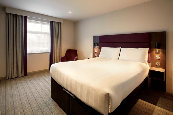 Premier Inn Bracknell Twin Bridges