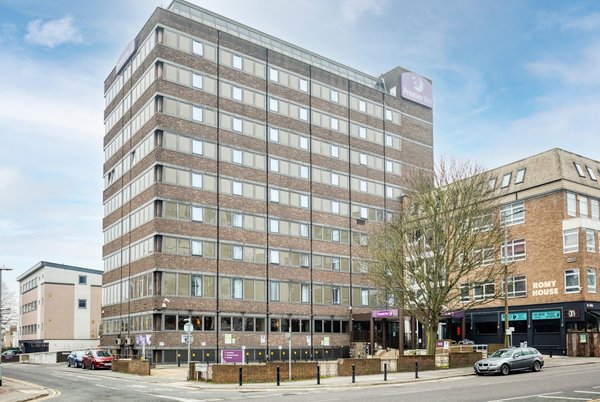 Premier Inn Brentwood