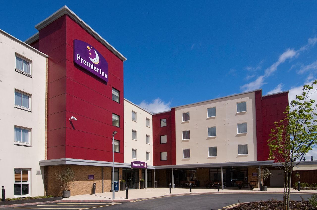 Premier Inn Bristol Cribbs Causeway M5 J17