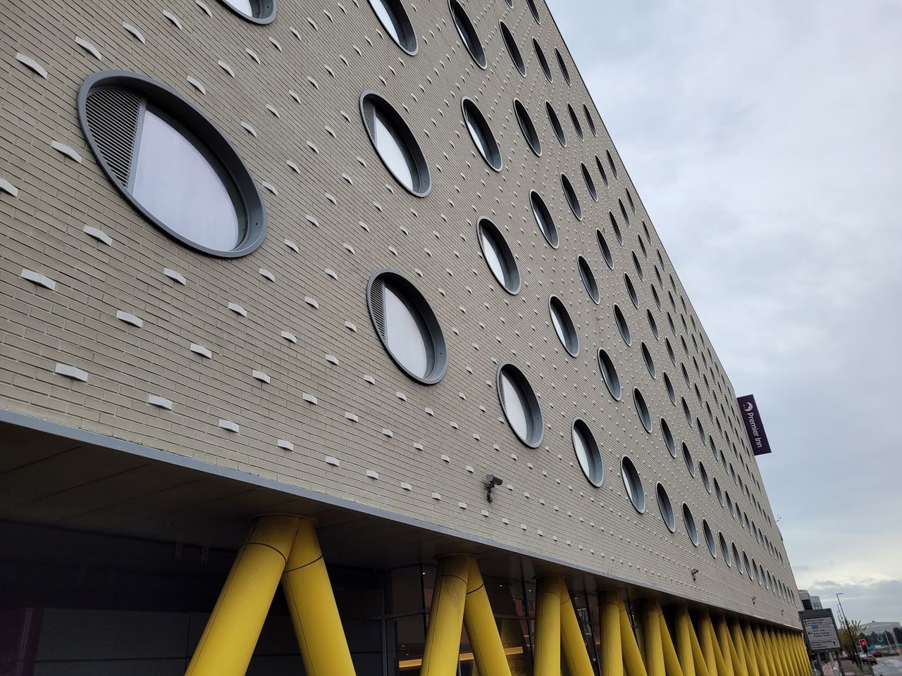 Premier Inn Cardiff Bay