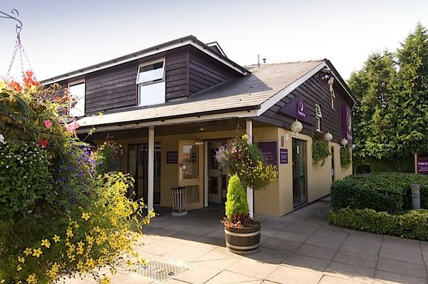 Premier Inn Cheltenham North West