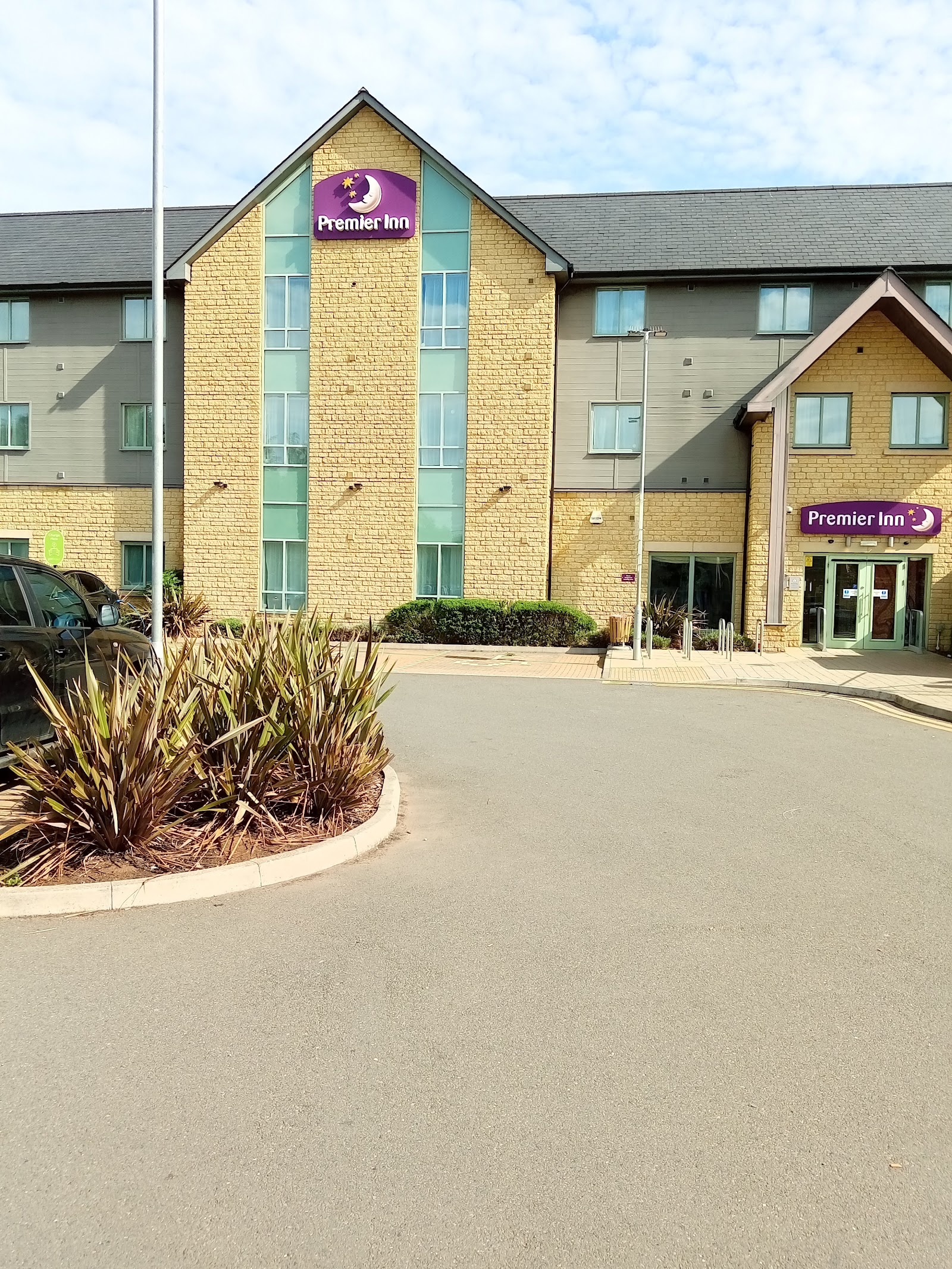 Premier Inn Cirencester