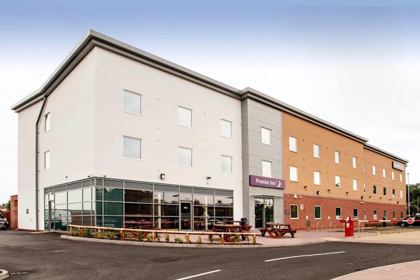 Premier Inn Dudley Town Centre