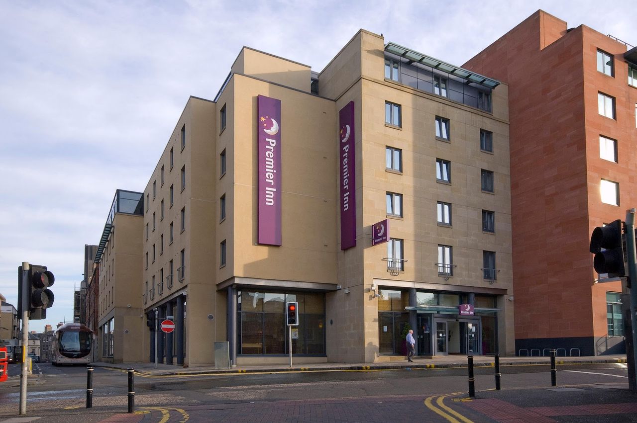 Premier Inn Edinburgh Central Lauriston Place
