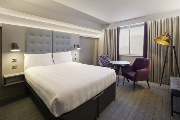 Premier Inn Edinburgh Leith Waterfront