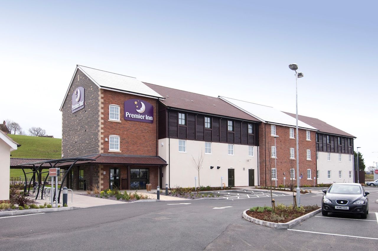 Premier Inn Glastonbury