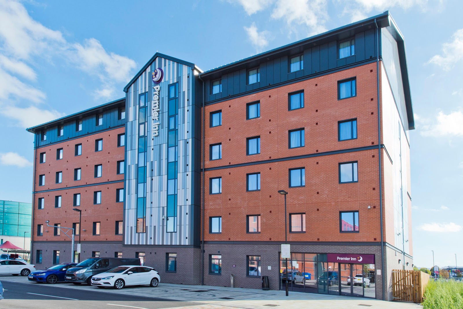 Premier Inn Gloucester Quayside