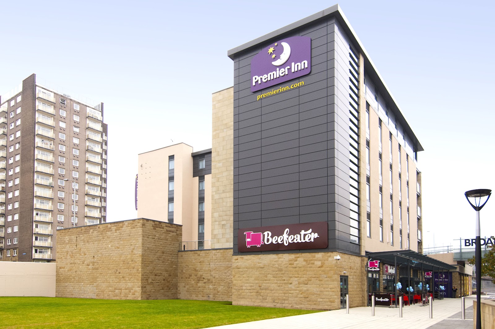 Premier Inn Halifax Town Centre