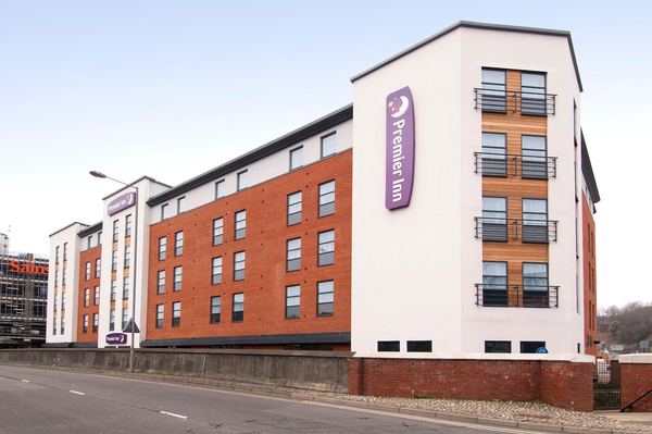 Premier Inn High Wycombe Central