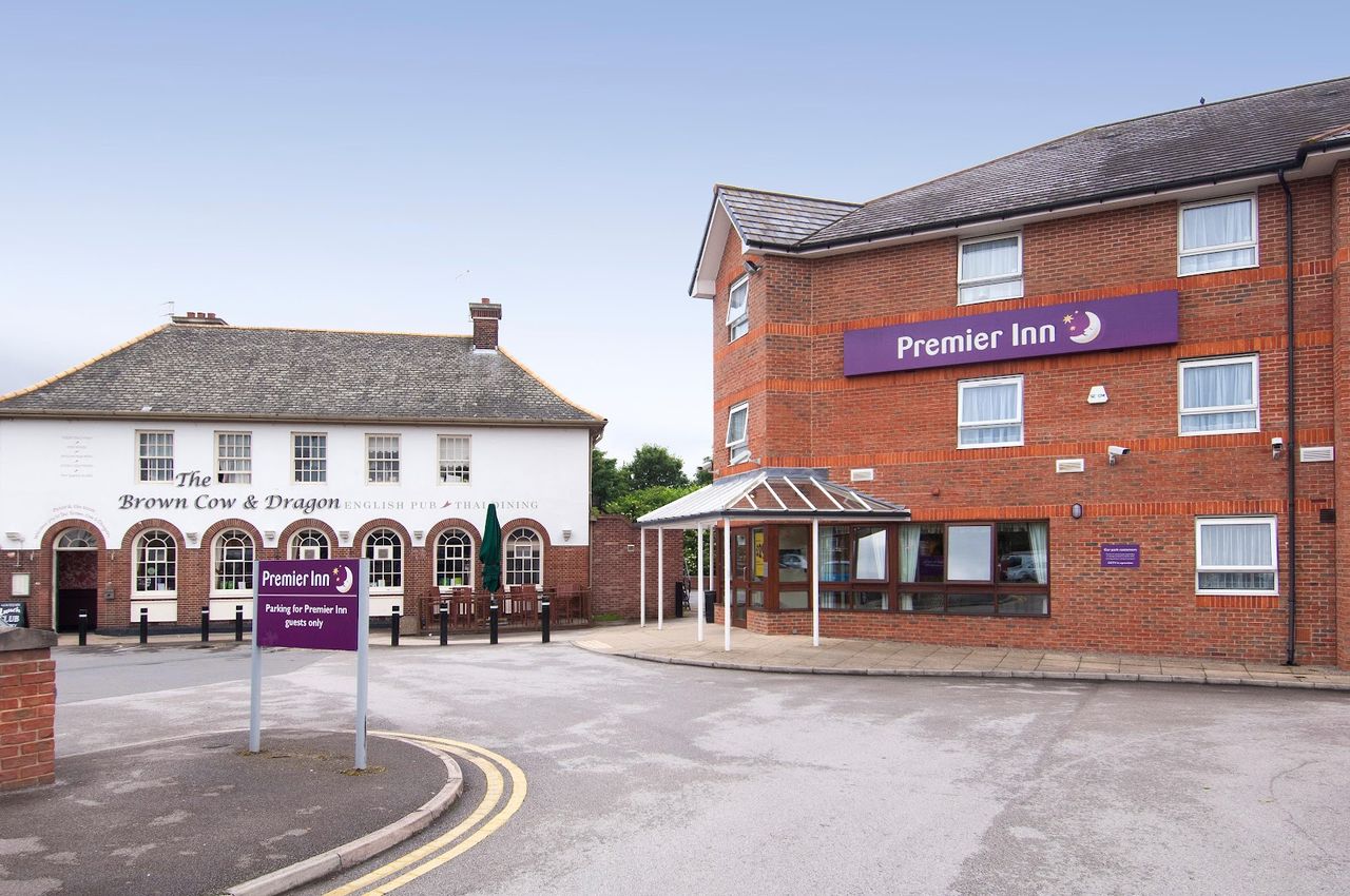 Premier Inn Leeds East