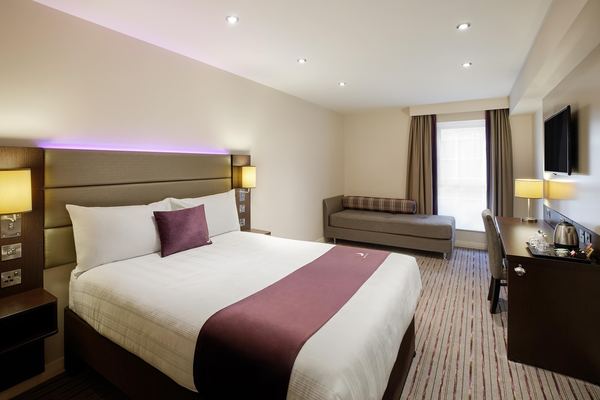 Premier Inn Lincoln City Centre