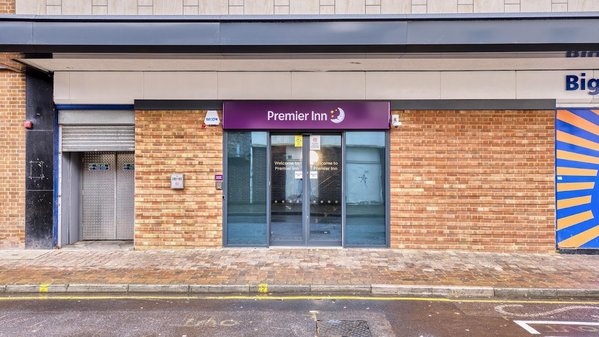 Premier Inn London Romford Mercury Gardens