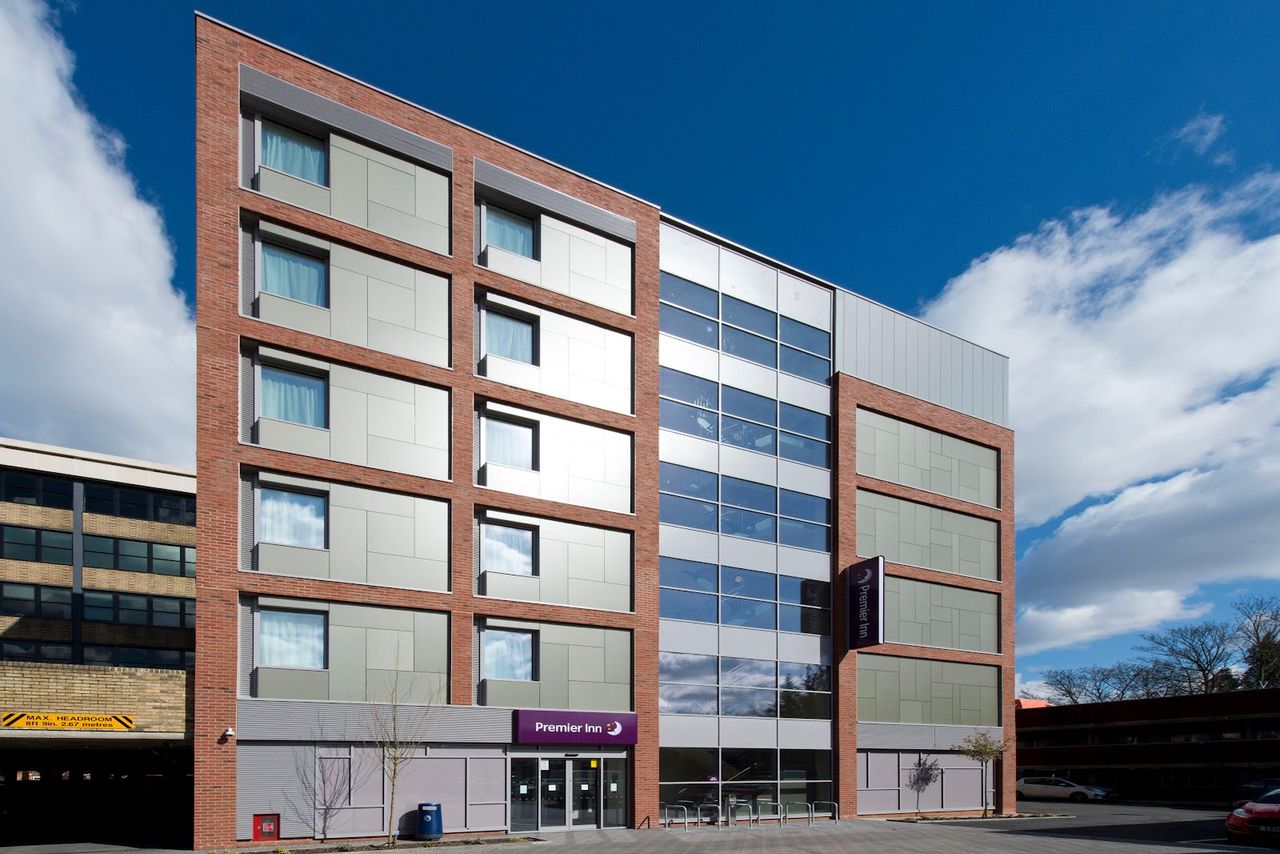 Premier Inn London Southgate