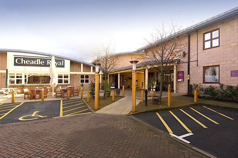 Premier Inn Manchester Cheadle