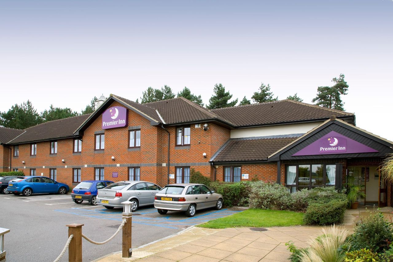 Premier Inn Norwich West Showground A47