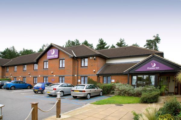 Premier Inn Norwich West Showground A47
