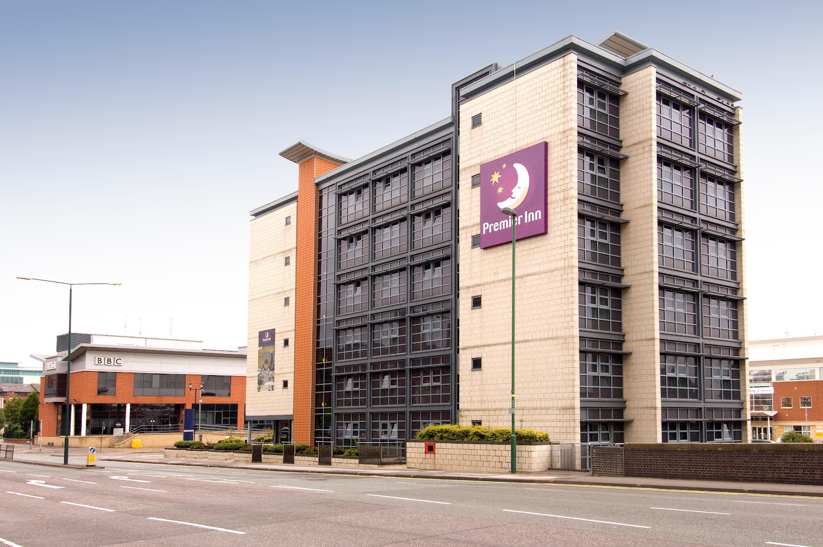 Premier Inn Nottingham Arena London Road