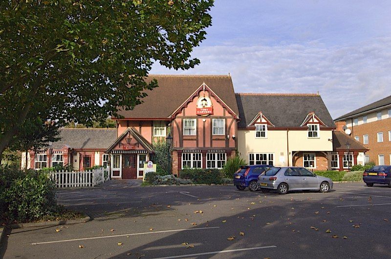 Premier Inn Reading Caversham Bridge